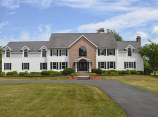 50 Wildwood Ln, Berlin, CT 06037