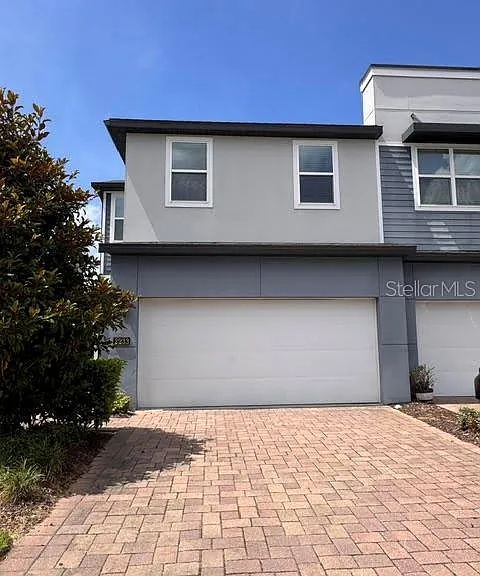 2233 Shadowland Loop — Photo 1