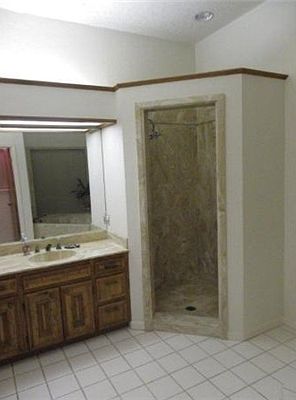3rd image of 10854 Lakefront Dr