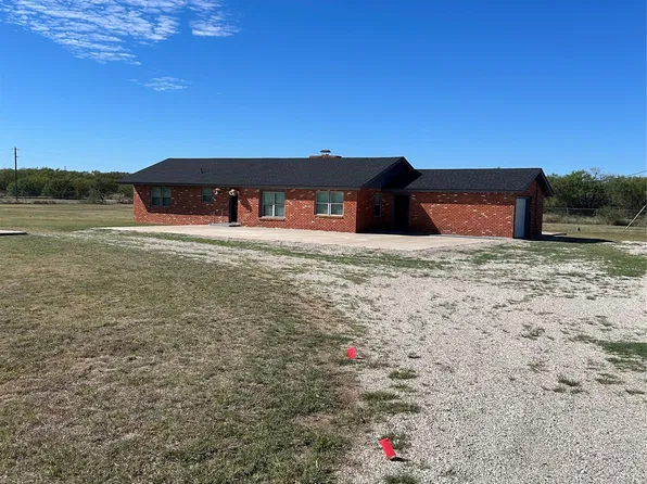 110 Hutchins Rd, Olney, TX 76374