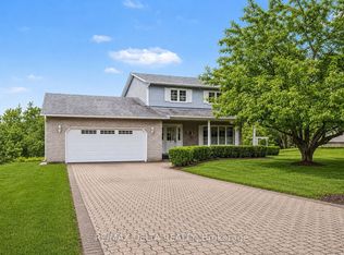 10532 Main St, North Dundas, ON K0E 1W0