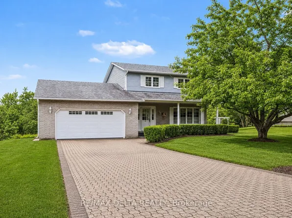 10532 Main St, North Dundas, ON K0E 1W0