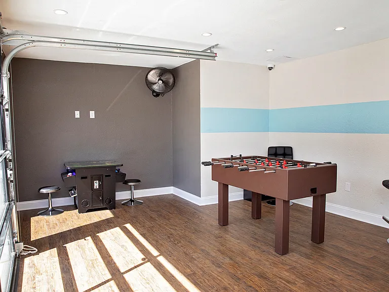 Lake Lynn Reserve Apartments — Photo 16