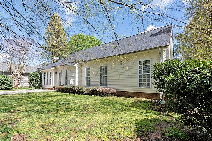 3601 Straussburg Woods Ln — Photo 7