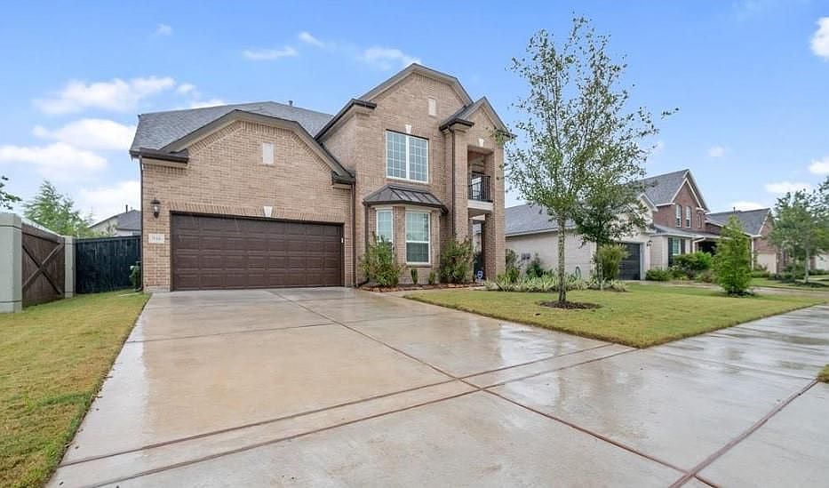 1st image of 934 Marigold Park Pl