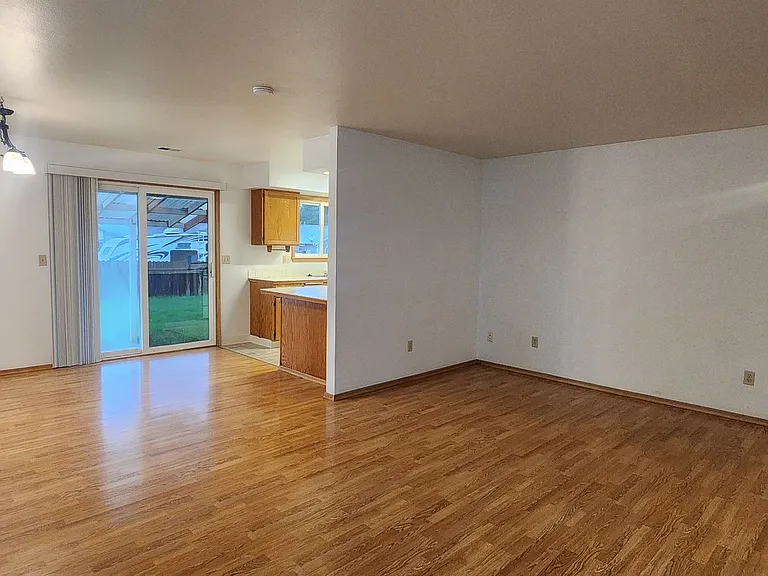 2330 Adkins Ct — Photo 13