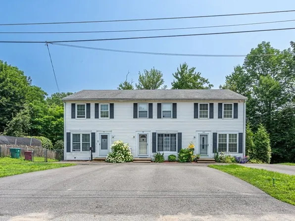 98 Felton St #98, Lowell, MA 01852
