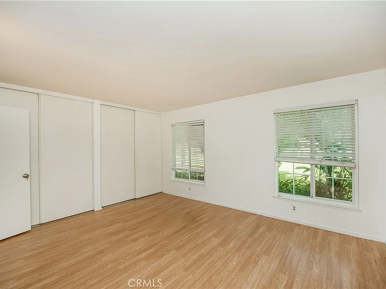1709 Beechwood Ave — Photo 19