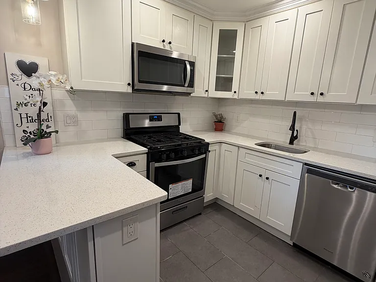 155 Liberty Rd — Photo 3