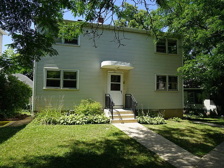 150 Division St — Photo 1
