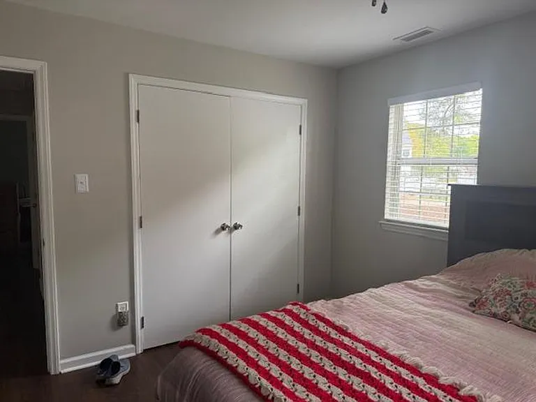 200 Old Spring Hill Ln — Photo 5