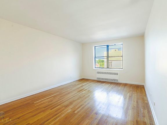 5th image of 3415 Parsons Blvd APT 6GG