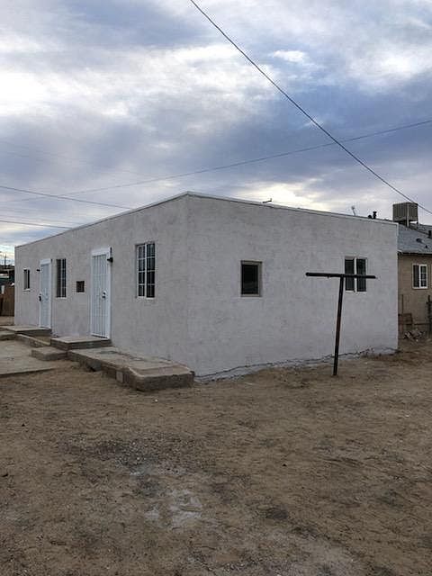Building Photo 4