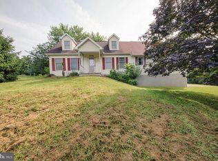 1255 Fawn Grove Rd, New Park, PA 17352