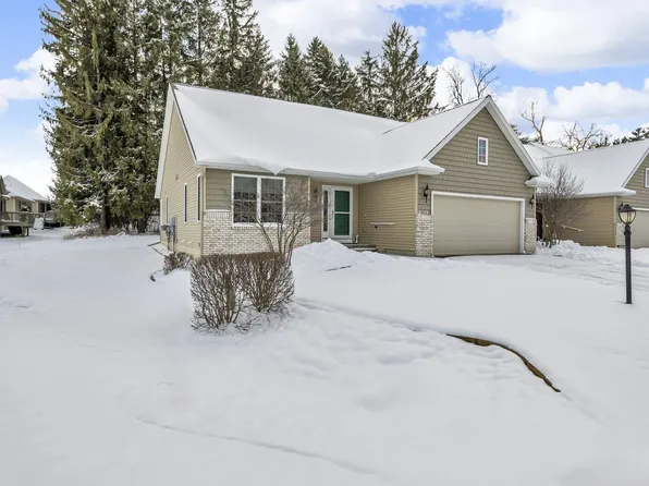 3657 Terrace Hills Ln, Jackson, MI 49203