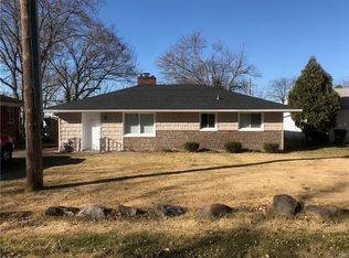 4541 N Fairgreen Dr, Dayton, OH 45416
