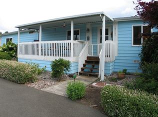 19715 Hollyhills Dr NE, Bothell, WA 98011