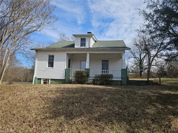 4705 Perry St, Winston Salem, NC 27105