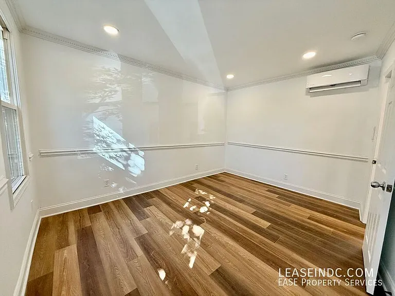 513 N St NW — Photo 20