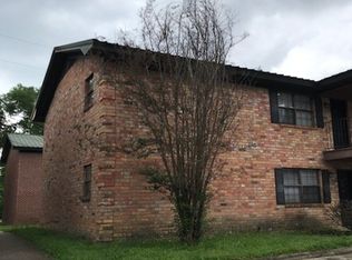 347 Watson Rd APT 27, Leesville, LA 71446