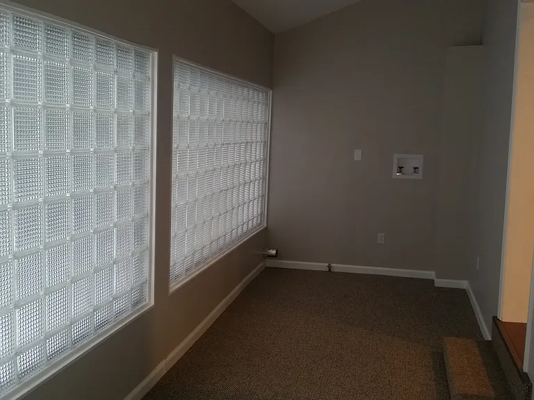1120 Washtenaw Ave — Photo 19