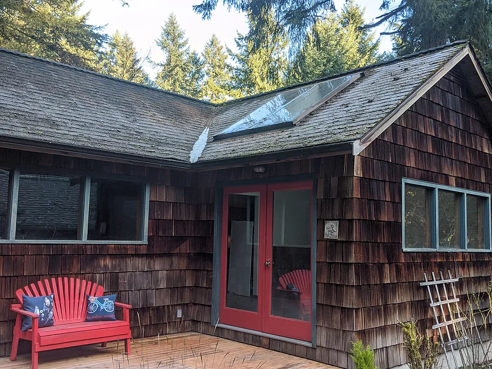 7021 Fletcher Bay Rd NE