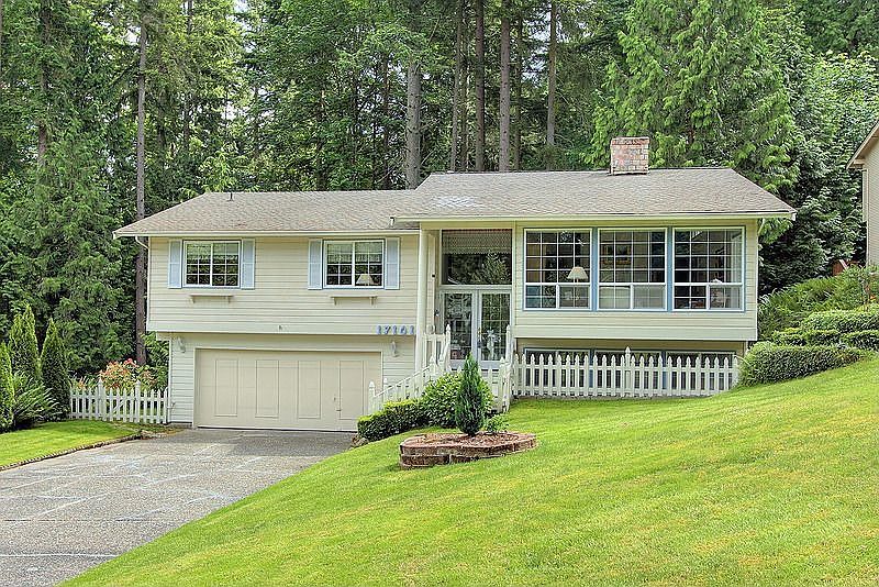 1st image of 17101 NE 28th Pl