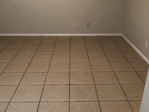 3rd image of 1000 Avenue N #2A