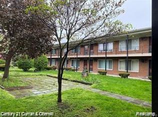 25301 Five Mile Rd APT 125, Redford, MI 48239