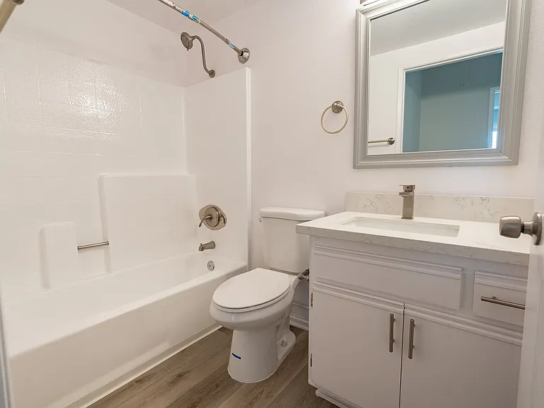 14900 Moorpark Street — Photo 33