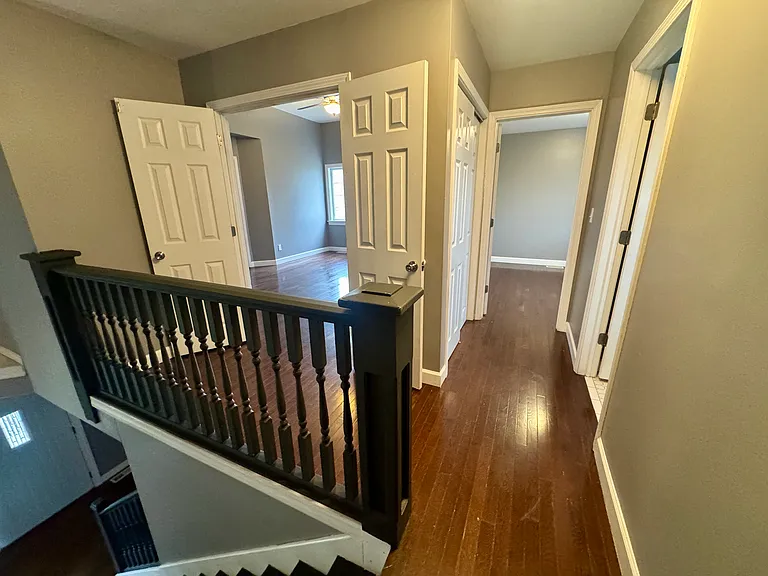 305 Arbordale Dr #1 — Photo 8