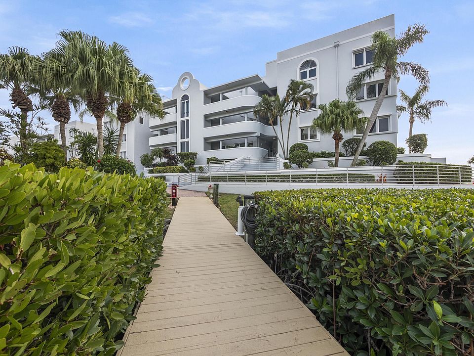 1st image of 1150 SW Chapman Way #304
