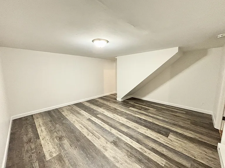 Sundale Townhomes — Photo 6