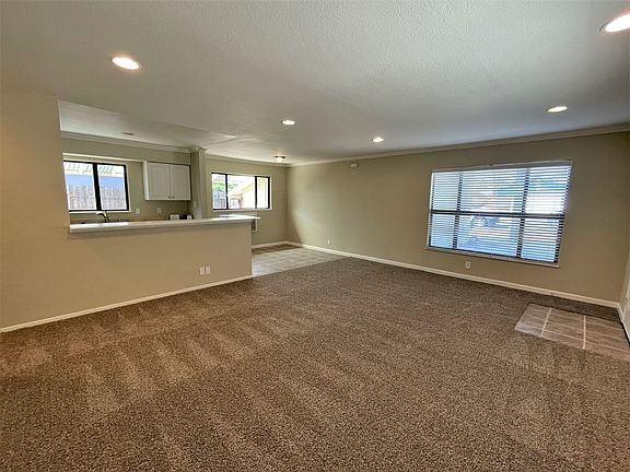 2nd image of 1825 New Jersey St