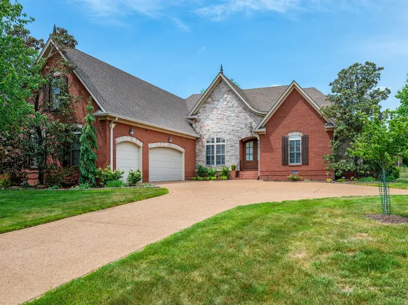 2154 Gorden Xing, Gallatin, TN 37066