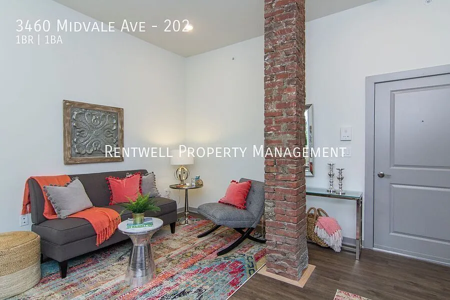 Spacious 1BR Apartment | Modern Upgrades + Open Layout — Photo 4