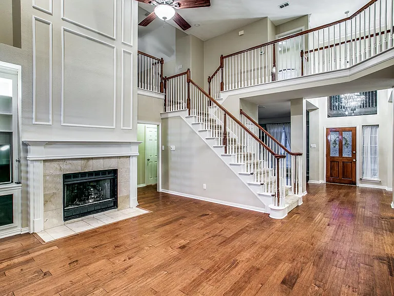 302 Walnut Grove Ln — Photo 4