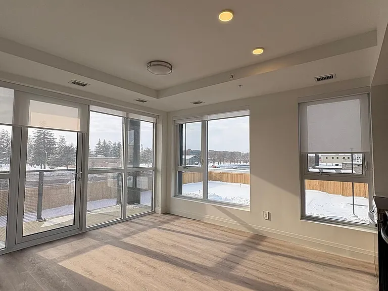 1333 Weber St E #213 — Photo 10