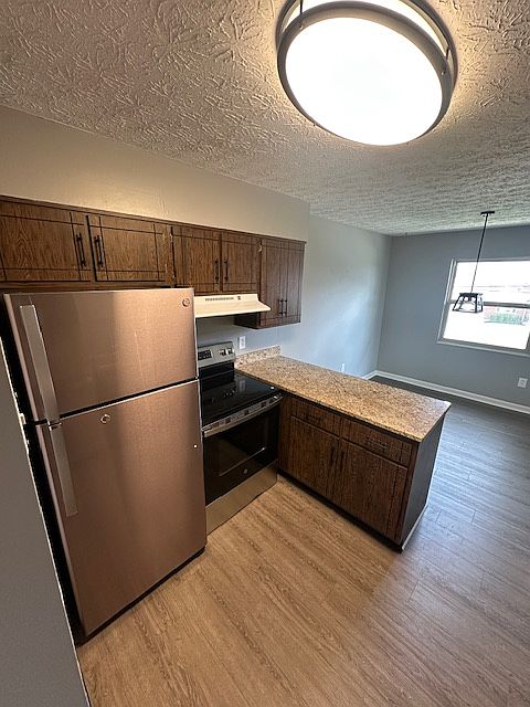 1st image of 39 Orphanage Rd #3