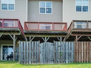 15711 John Diskin Cir, Woodbridge, VA 22191