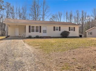 151 Winterhaven Rd, Taylorsville, NC 28681