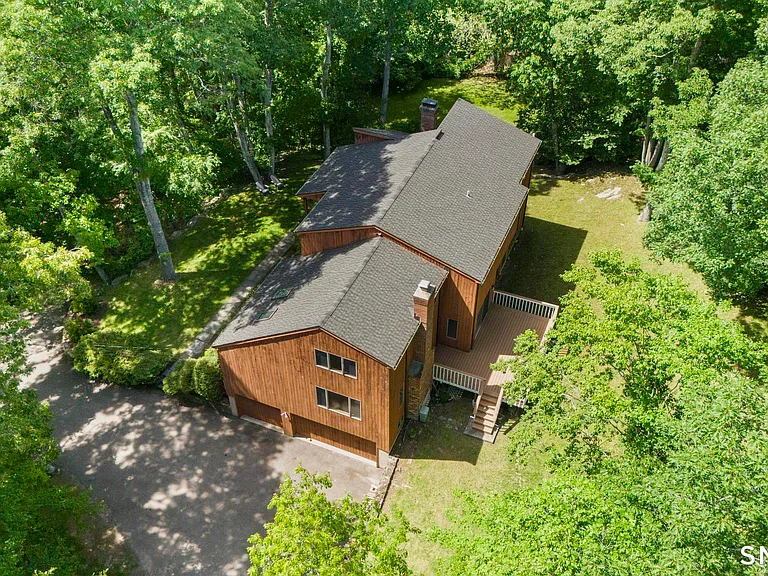 732 Den Rd — Photo 39
