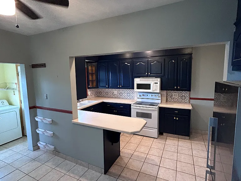 423 Wheeler Ave #421 — Photo 9