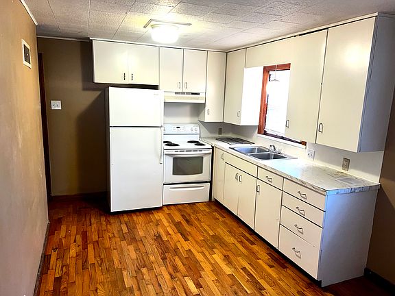 2nd image of 1516 Elfrink Dr