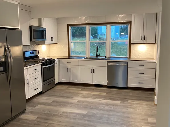 13721 Lionel Ln, Rockville, MD 20853