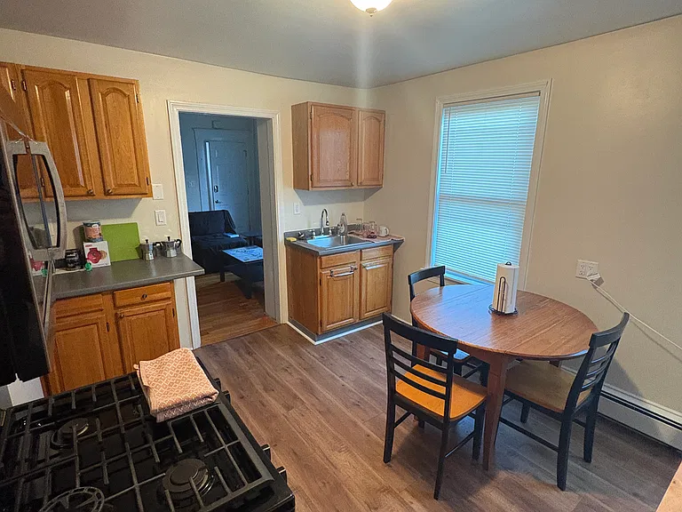 39 Houghton St #1 — Photo 13