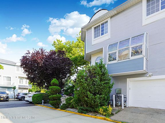 4th image of 59 Country Dr E #64