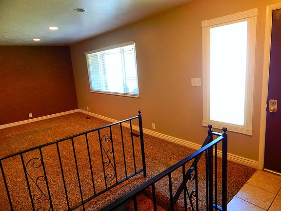 4th image of 337 E Cedarwood Dr Unit 12