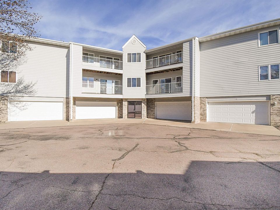 1st image of 4601 S Oxbow Ave APT 205