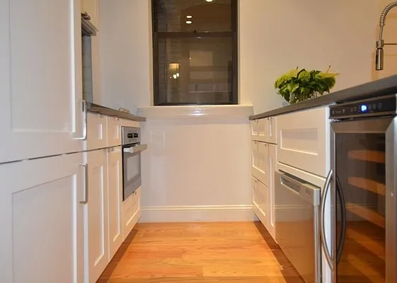 Rented by Compass | media 21